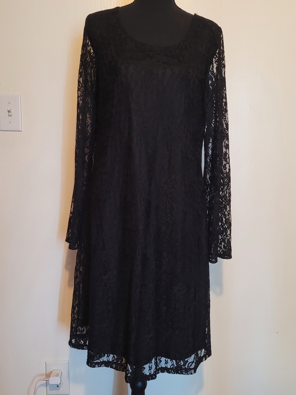 Fashion Bug Black Floral Lace Dress Womens Large Long-Sleeve A-Line Never Worn